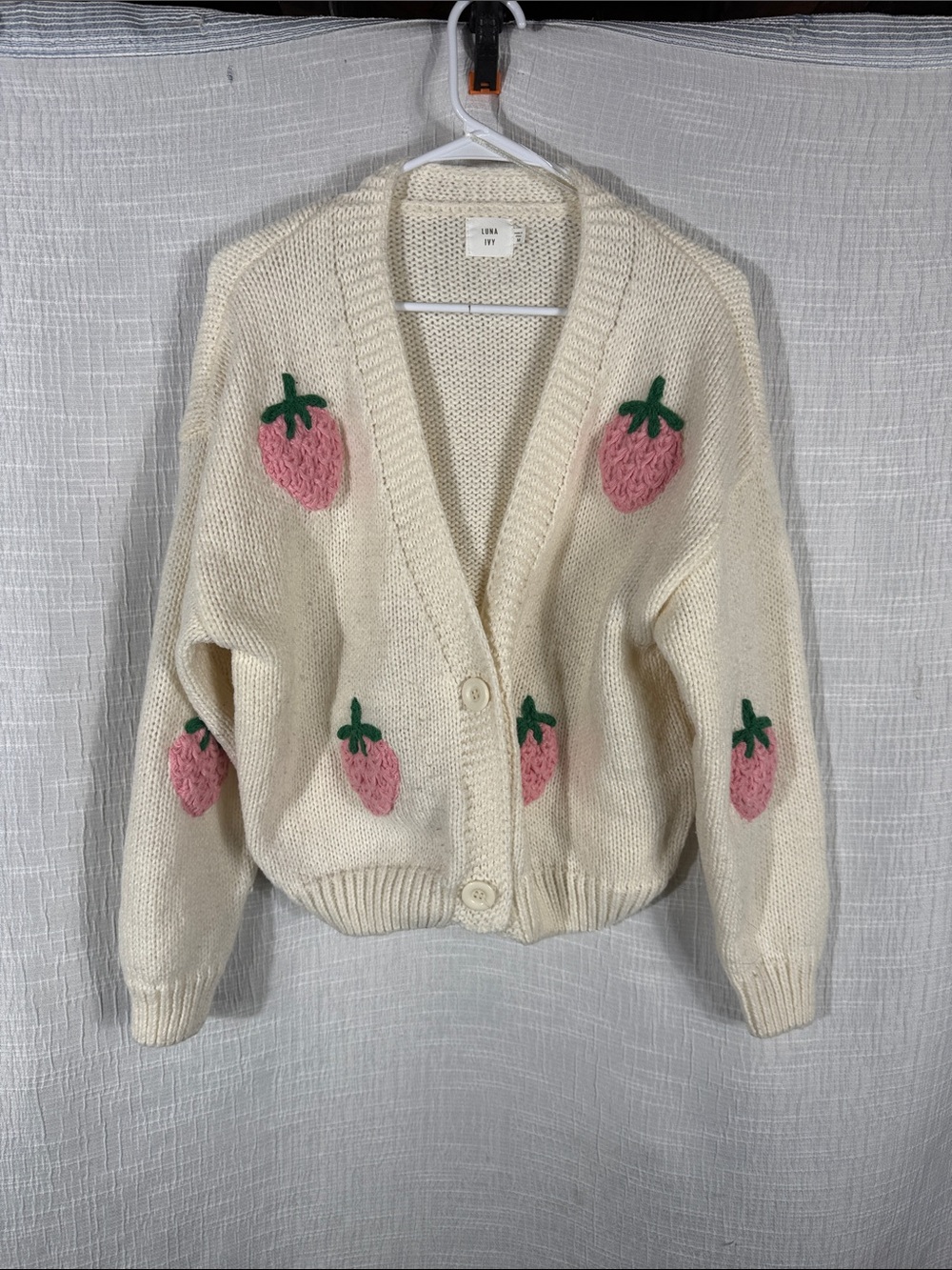 Luna Ivy Strawberry Knit Cardigan Medium - Picture 4 of 8
